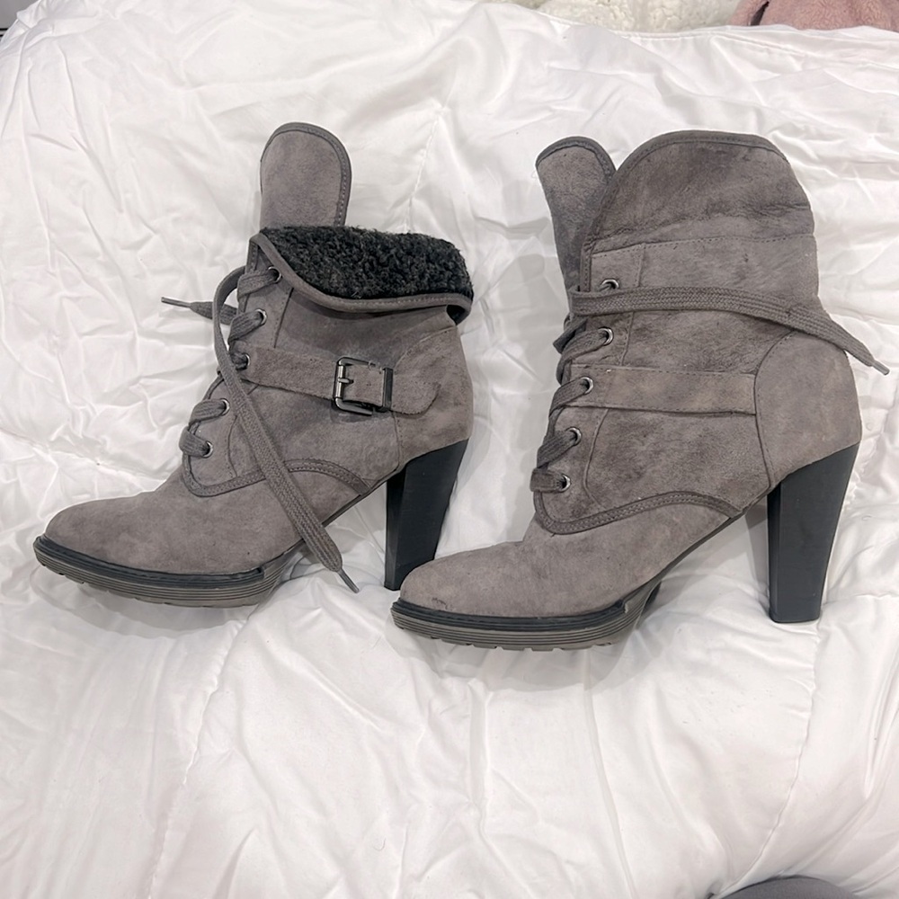 White Mountain multi-way wool heeled boots